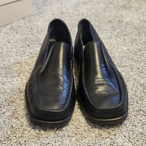 Salvatore Ferragamo $830 Leather Loafers Size 12 Black